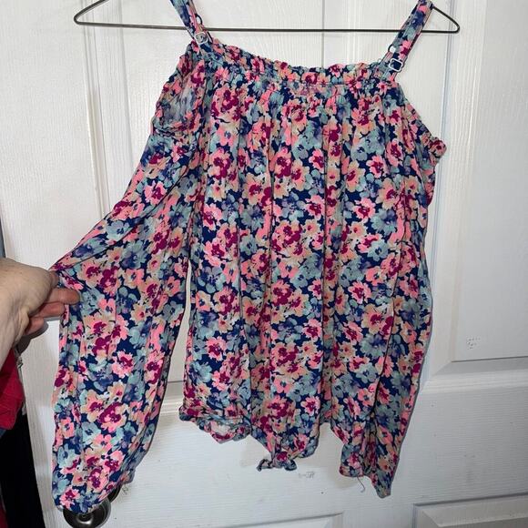 Floral Off Shoulder Top - Picture 1 of 5